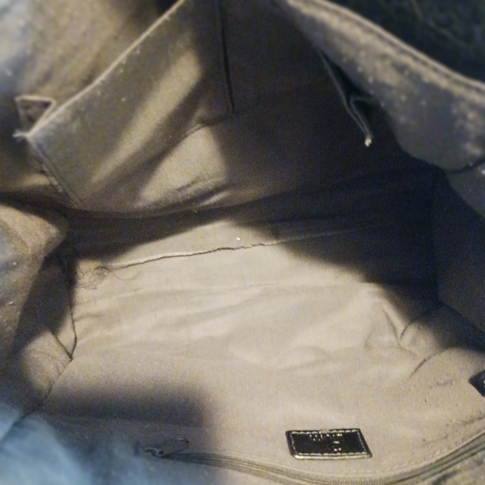 Pium Handbag - Picture 3 of 5